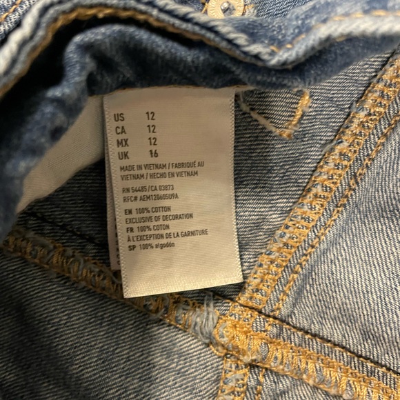 American Eagle Tom Girl denim shorts size 12 - Picture 4 of 4